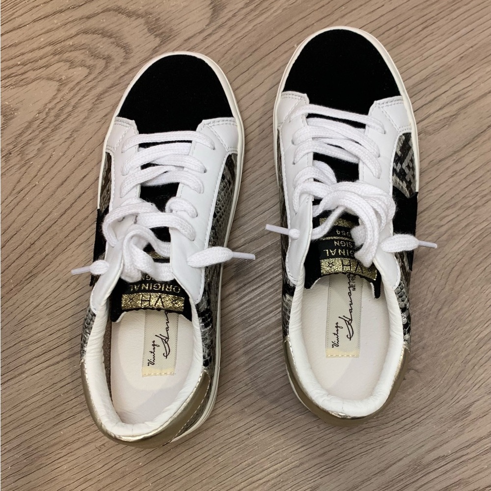 Vintage Havana “SONNY” Snakeskin Low Top Sneaker.